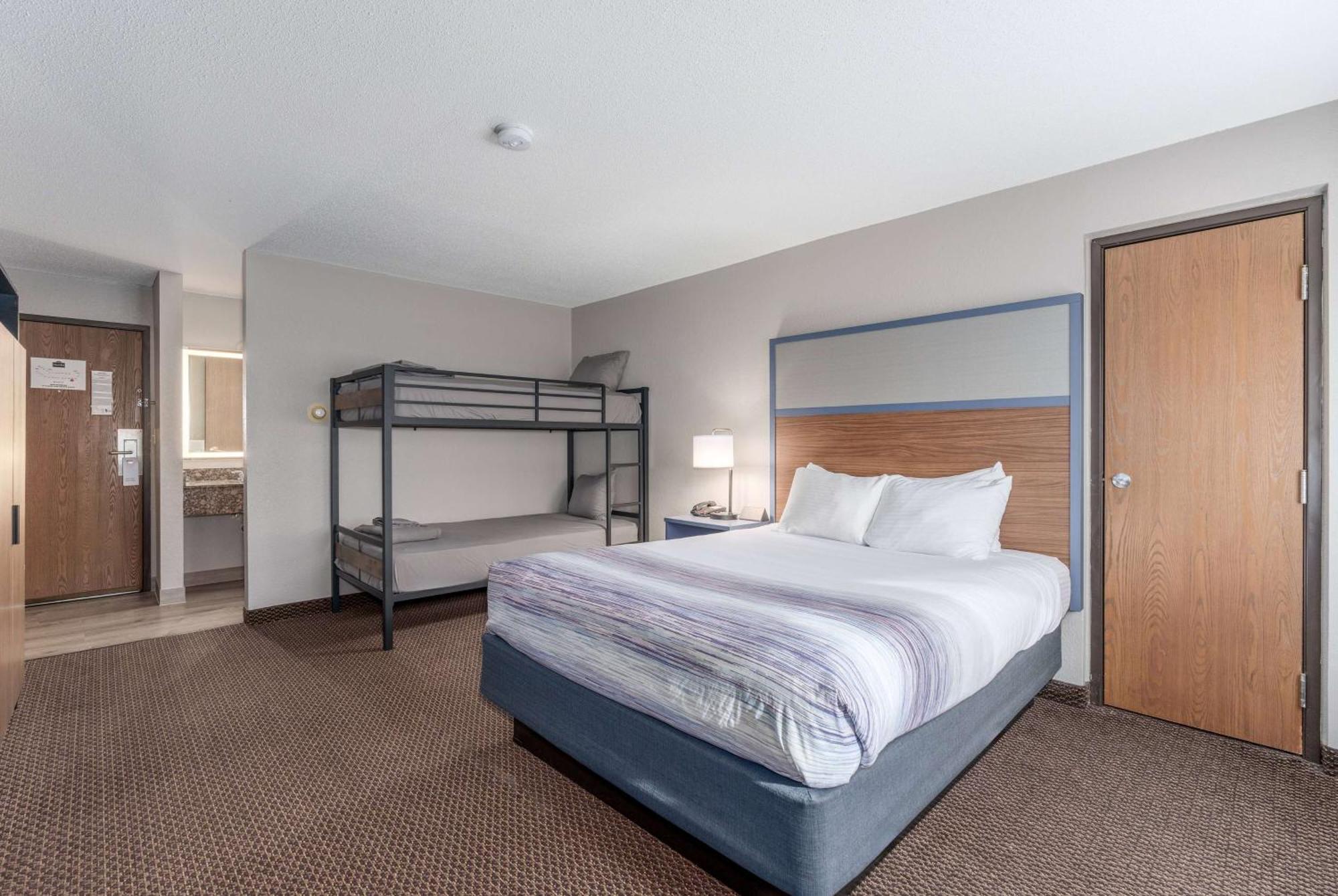 Americinn By Wyndham New Richmond Exteriér fotografie